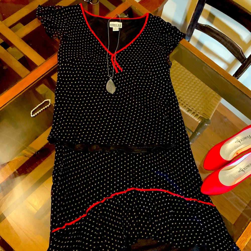 100% Silk Robbie Bee 2-Piece Dress (Top/Skirt) Set